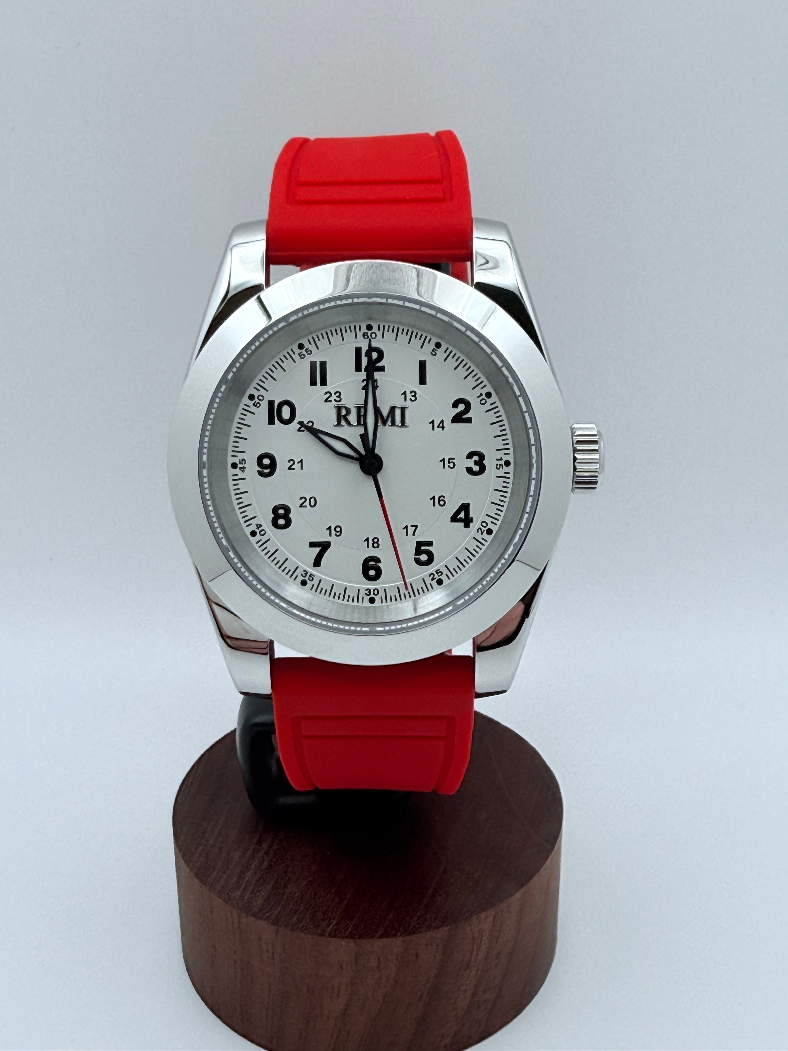 Trekker Field - Quartz - White