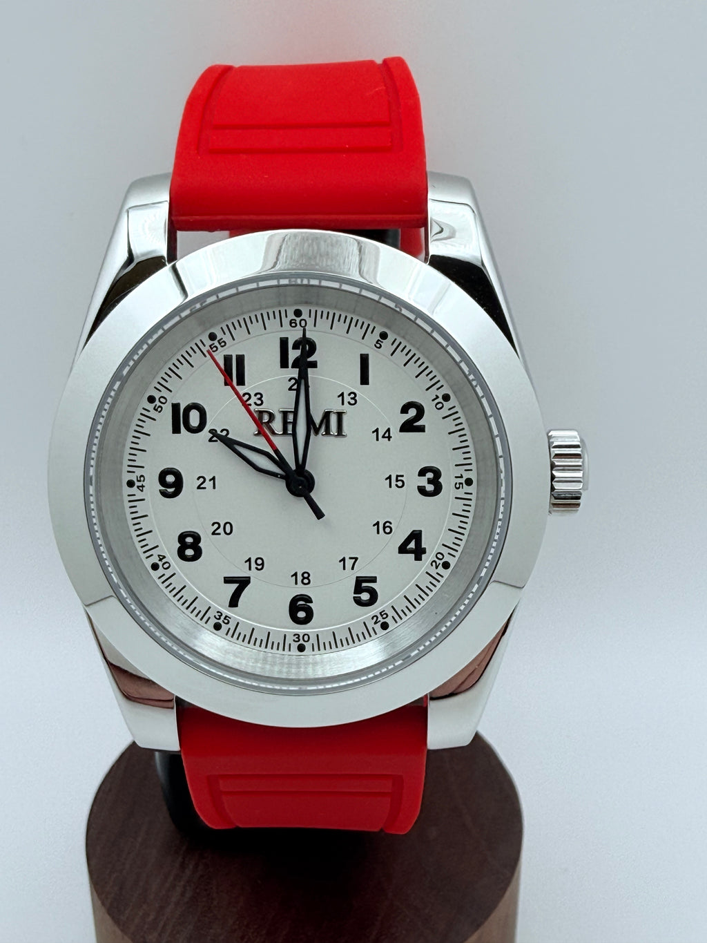 Trekker Field - Quartz - White