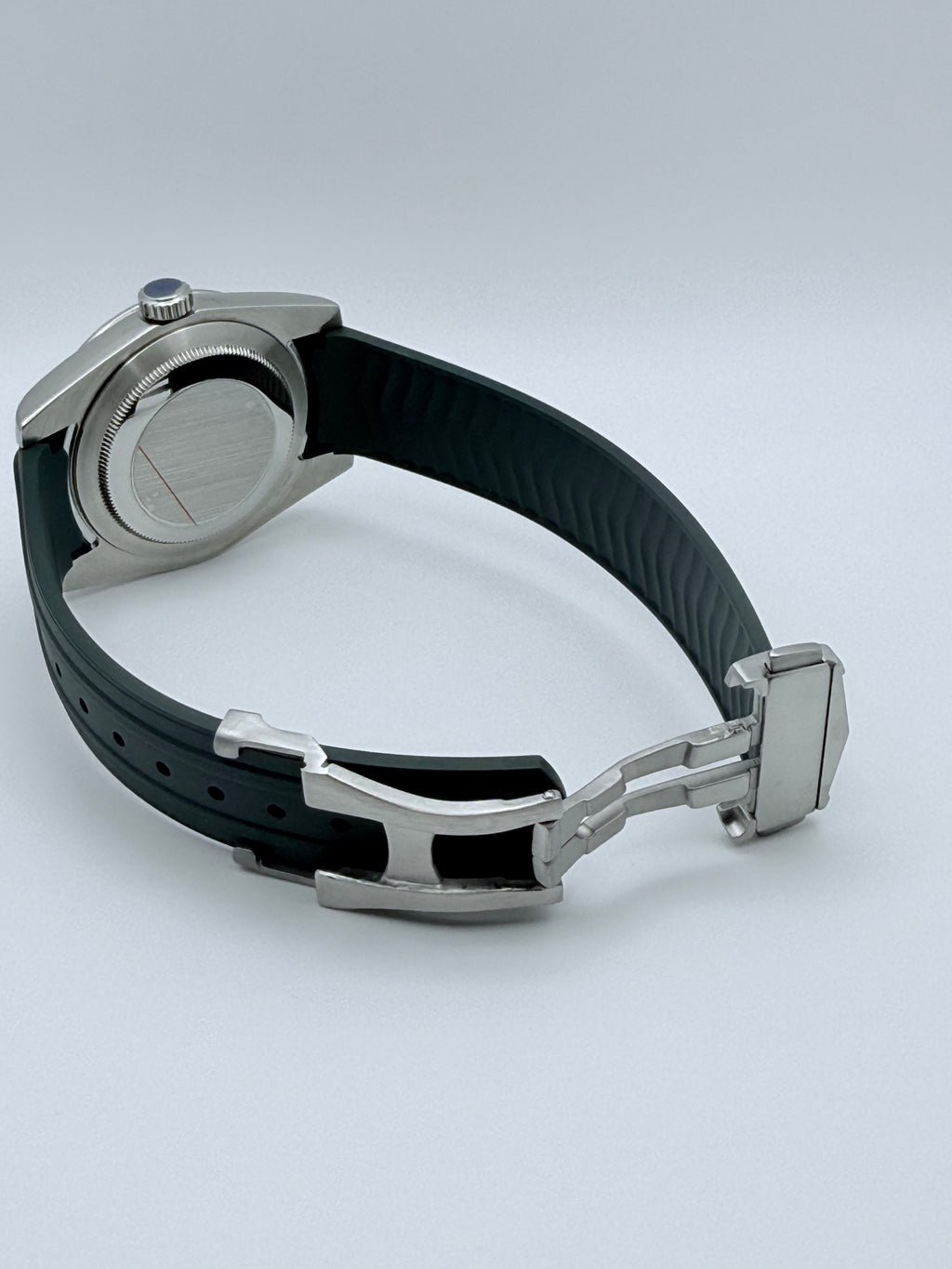 Trekker Field - Automatic Green